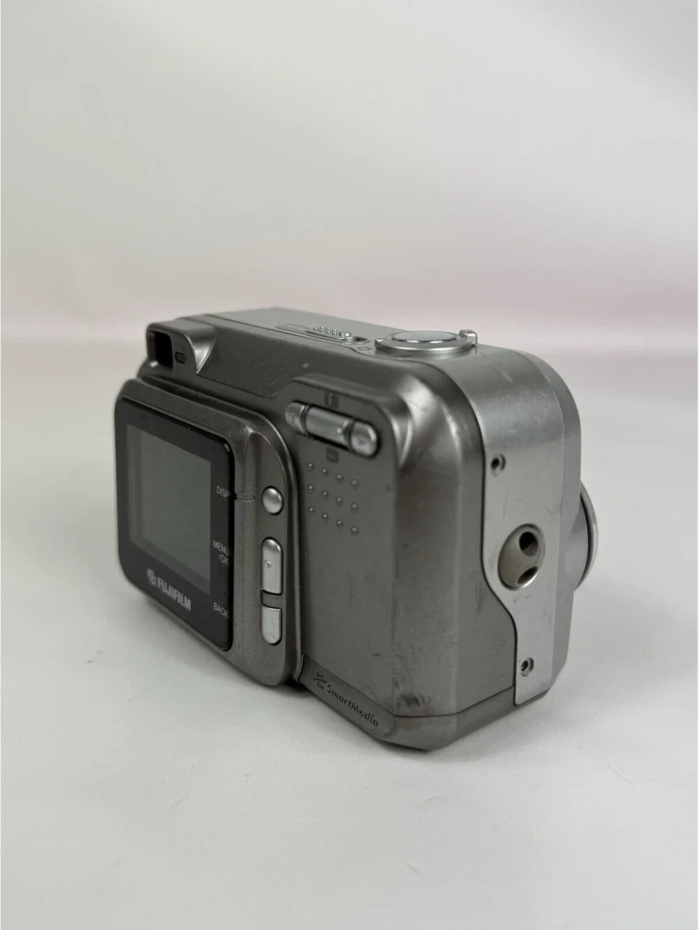 Fujifilm Finepix 2600 Zoom Digital Camera 2 MP For Parts